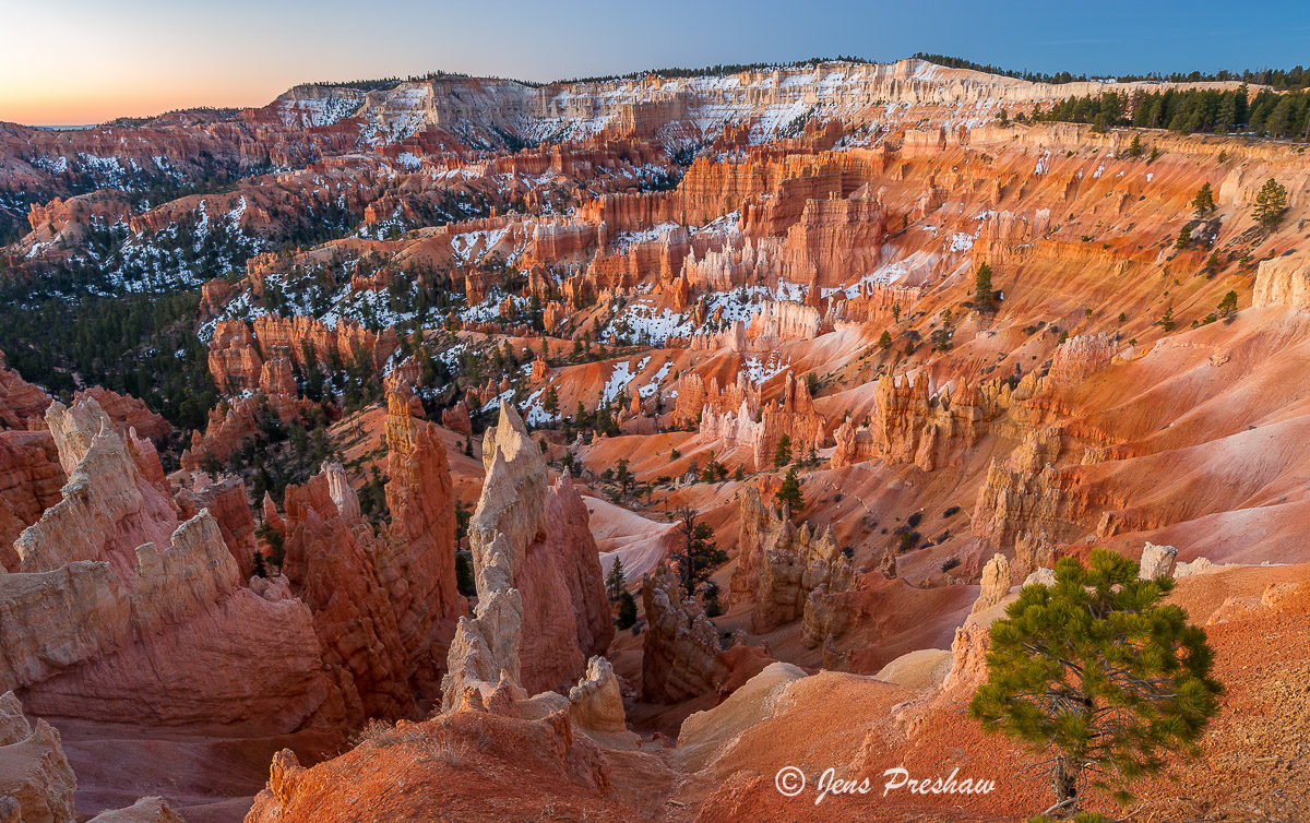 The rim of the amphitheater is between 8,000 and 9,000 feet. It was cold at this altitude, but I witnessed a beautiful sunrise...