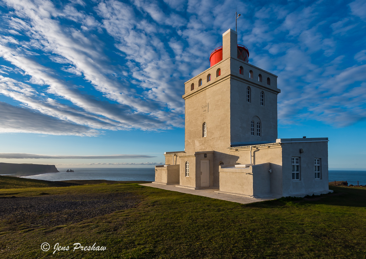 This image&nbsp;was taken very early in the morning at 4:00 a.m.&nbsp;There was this combination of beautiful golden&nbsp;light...